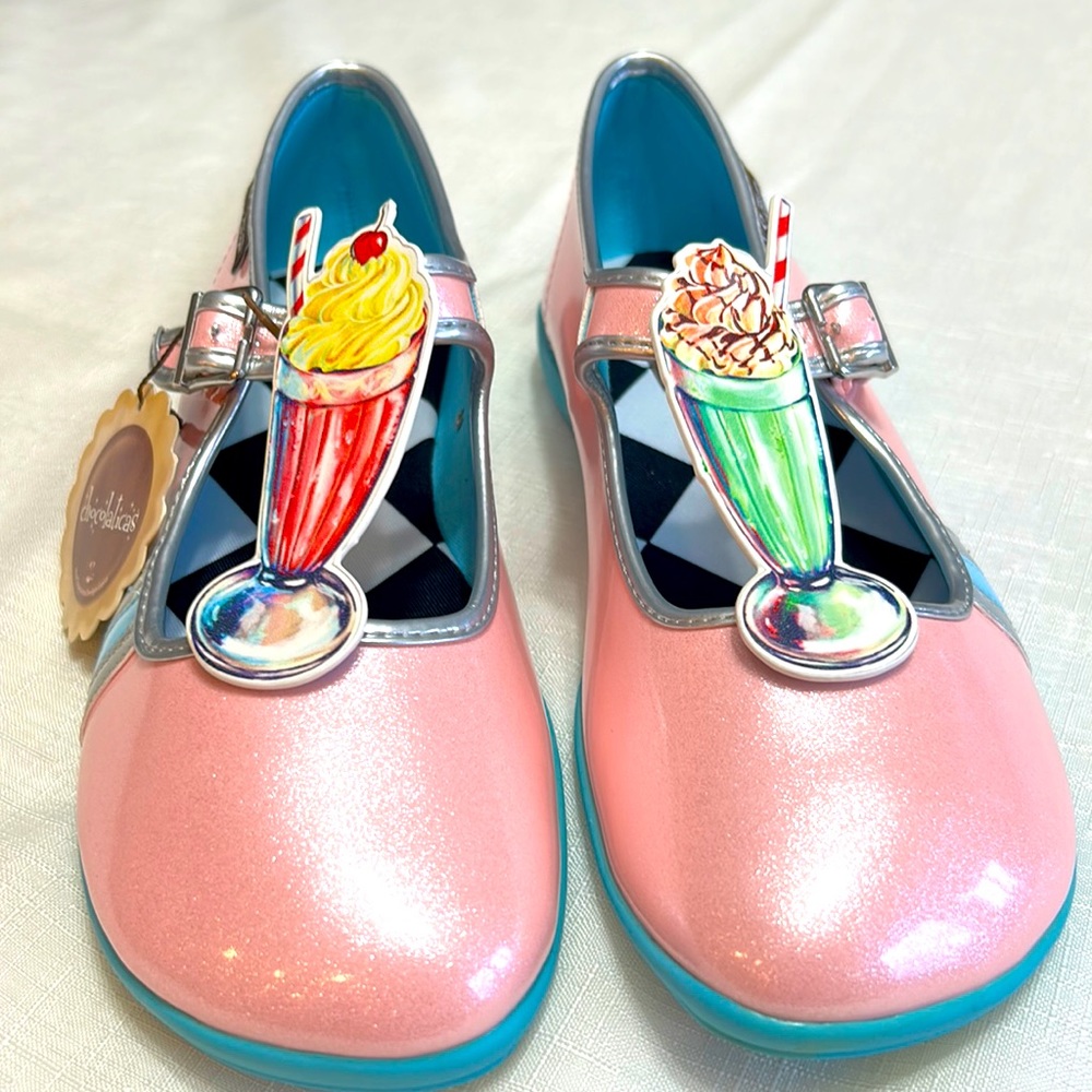 ❄️NWT☃️Hot Chocolate Women’s Shoes Mary Jane Patent Leather Flats Diner Size 8